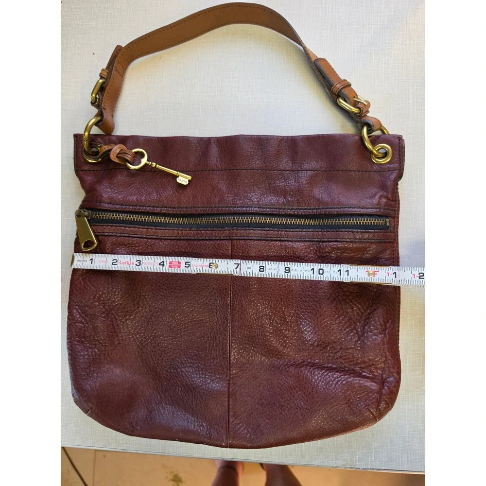 Fossil Hobo Bag Brown Pebbled Leather Shoulder Bag Brass Hardware Key Charm